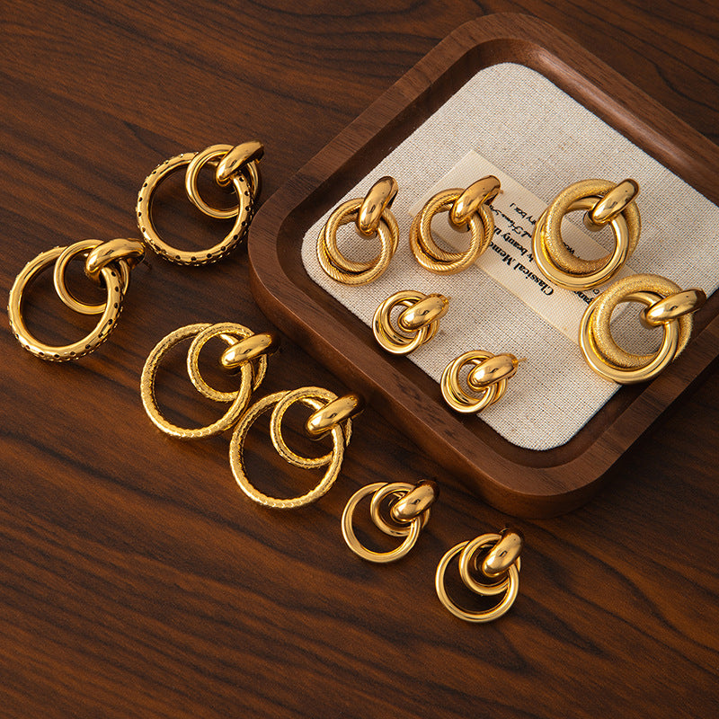 Wholesale steel solid smooth earrings  autumn and winter earrings  earbuckle